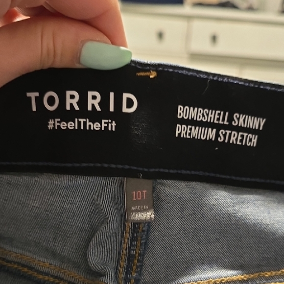 Torrid Blue Skinny Jeans Medium Wash - Picture 4 of 7